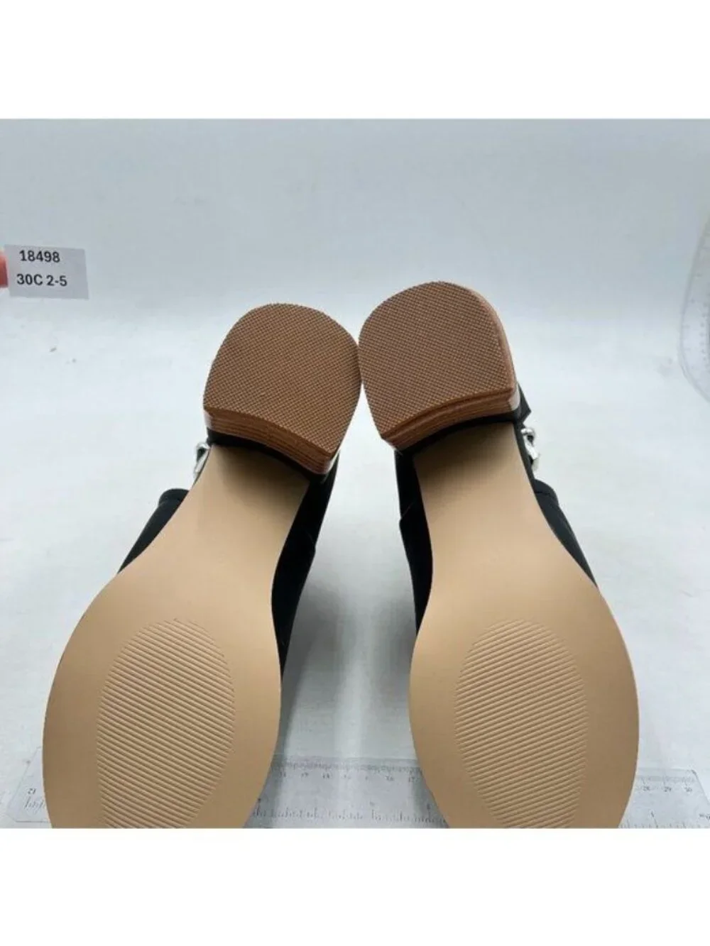 FSJ women peep